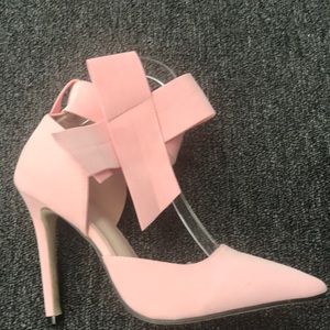 Suede Pink Bow Pump
